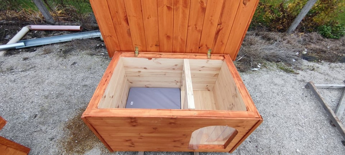 Doppelseitige Matratze für die Hundehütte mit Trennwand Doppelseitige Matratze für die Hundehütte mit Trennwand